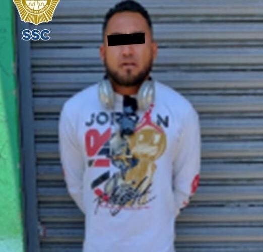 Oficiales de la SSC decomisaron aproximadamente un kilogramo de aparente marihuana y detuvieron a un hombre en la alcaldía Cuauhtémoc
