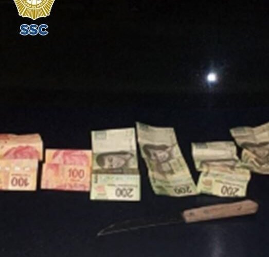 Tras una persecución, oficiales de la SSC detuvieron a dos personas posiblemente involucradas en el robo a un ciudadano, en la alcaldía Benito Juárez