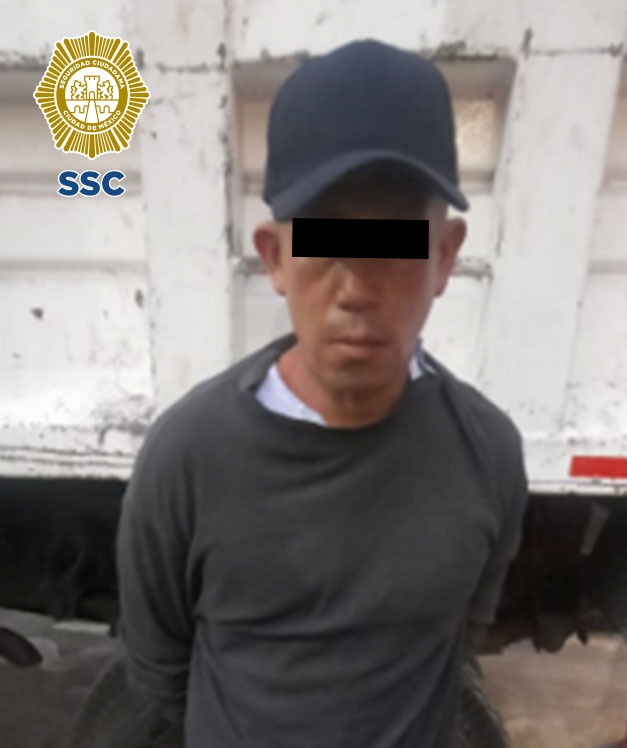 En la Colonia Morelos, efectivos de la SSC detuvieron a un hombre señalado como posible responsable de agredir con un arma de fuego a una persona