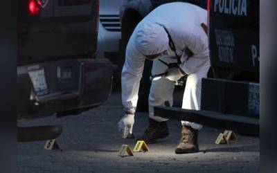 Sujeto armado hiere a dos empleados en un ataque a una churrería en Nezahualcóyotl