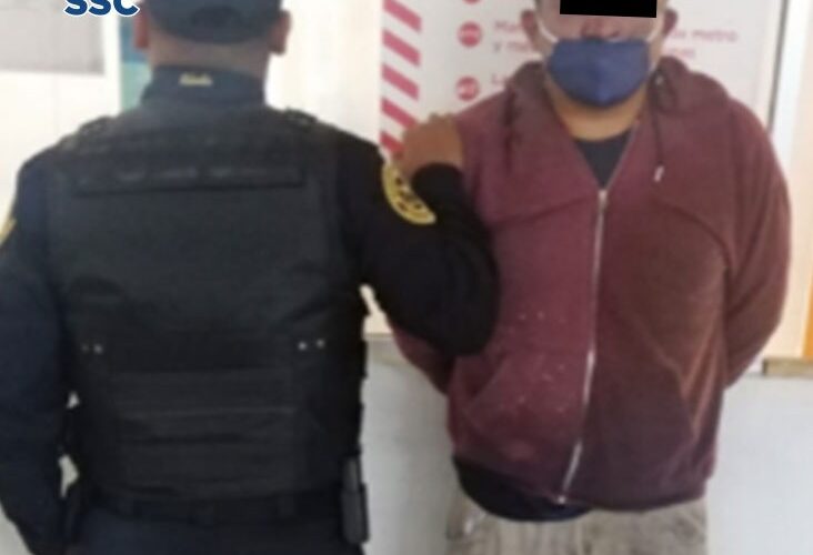 Detuvieron a un hombre que posiblemente asaltó a usuarios de unidad en Azcapotzalco