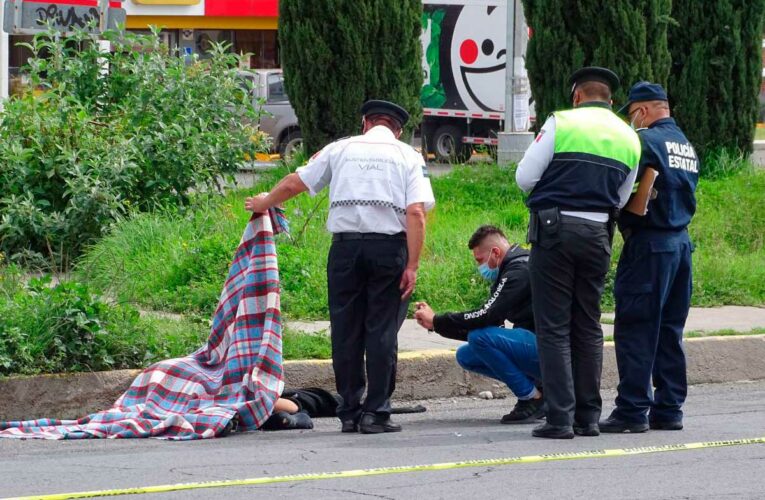 Muere mujer en Calzada Pacifico Toluca