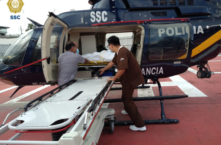 Un helicóptero cóndor de la SSC, trasladó a un hospital de especialidades, a un hombre que sufrió infarto agudo al miocardio en evolución