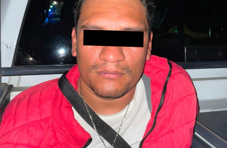 En posesión de aparente droga, tres hombres señalados como probables responsables de agredir a una persona con un arma de fuego en la alcaldía Iztapalapa, fueron detenidos por personal de la SSC