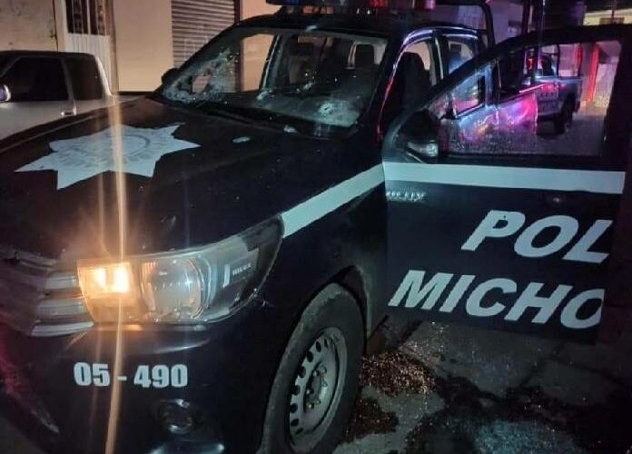 Sicarios atacan oficinas del MP de Maravatío y se enfrentan a balazos con policías en Irimbo; hay 3 lesionados