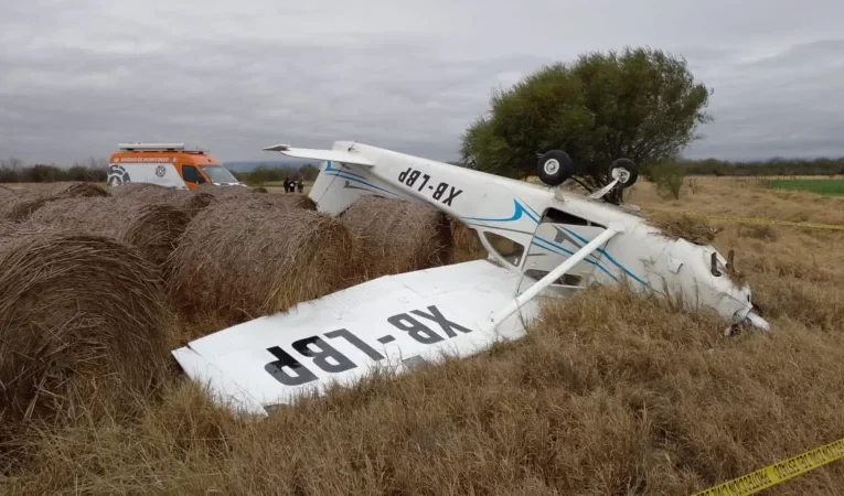 Avioneta realiza aterrizaje forzoso en Apodaca Nuevo León; PCNL descarta lesionados