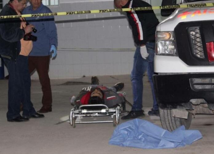 Encuentran hombre muerto en la Cruz Roja en Sinaloa