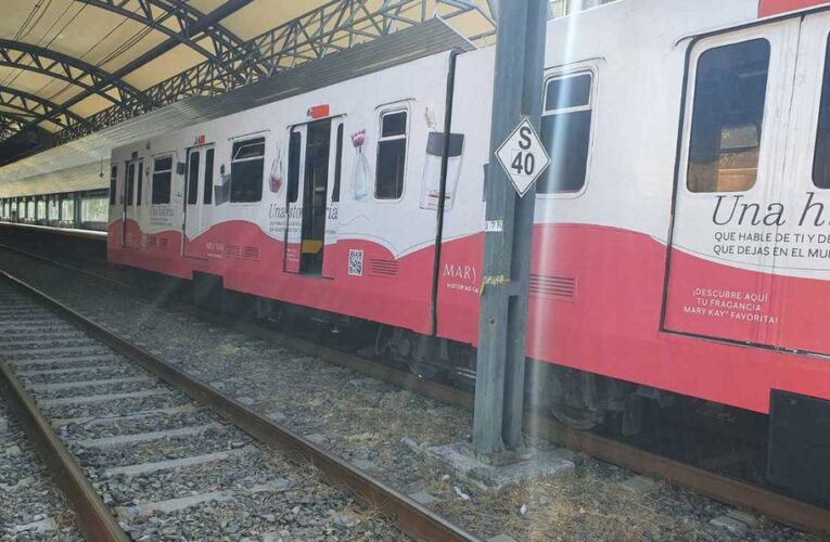 Prensado en el tren ligero de Guadalajara