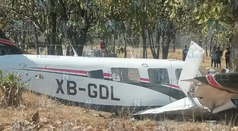 Imágenes del avión accidentado donde la presidenta municipal de Tepic, Geraldine Ponce viajaba a la sierra