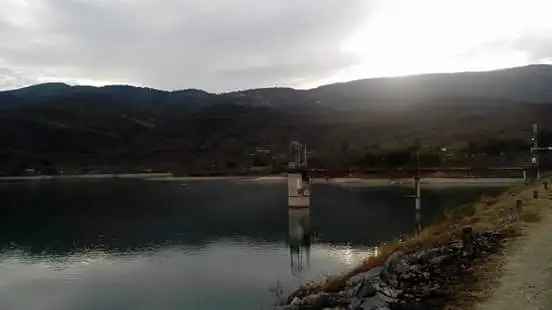 Menor muere ahogado en una presa en Querétaro