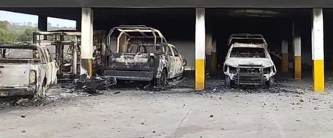 queman patrullas en Tlaxcala