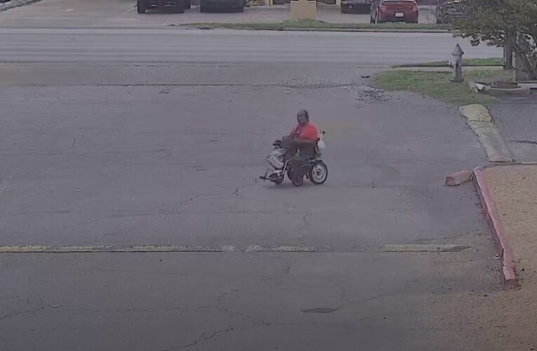 Atropellan a hombre en silla de ruedas en Texas