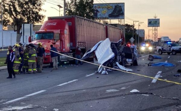 Siete personas murieron en accidente en la carretera León-Silao