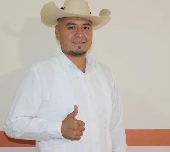 (VIDEO) Ejecutan al alcalde de San Miguel Totolapan en Poliutla, Guerrero