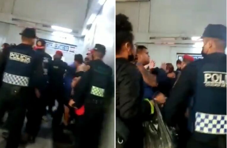 Se registra pelea dentro del metro de CDMX, hay un detenido