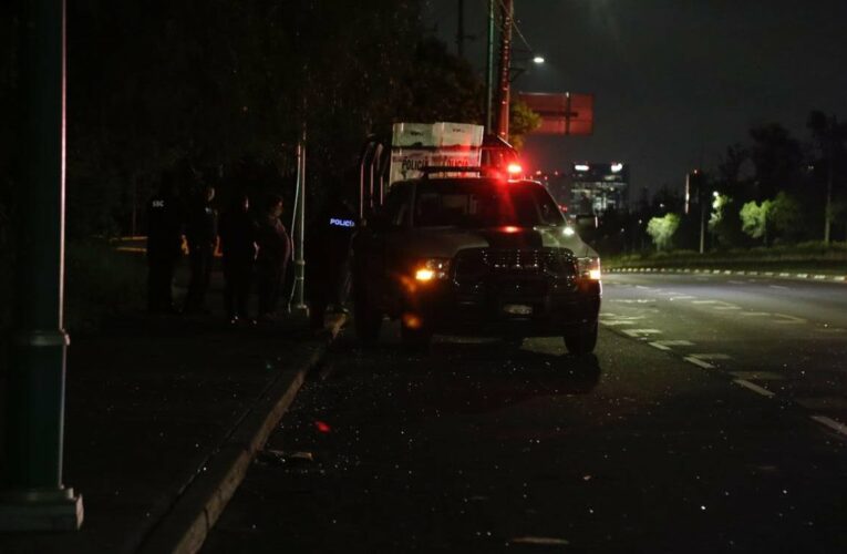 Motociclista se accidenta y provoca otro choque en Coyoacán