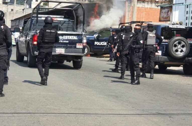 Video. Bloqueos y quema de patrullas en zona sur del Edoméx