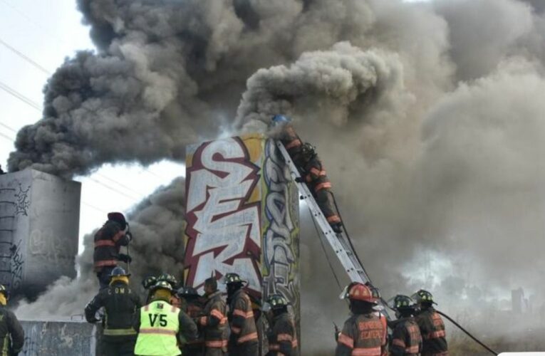 Se registró fuerte incendio en respiraderos de Ecatepec