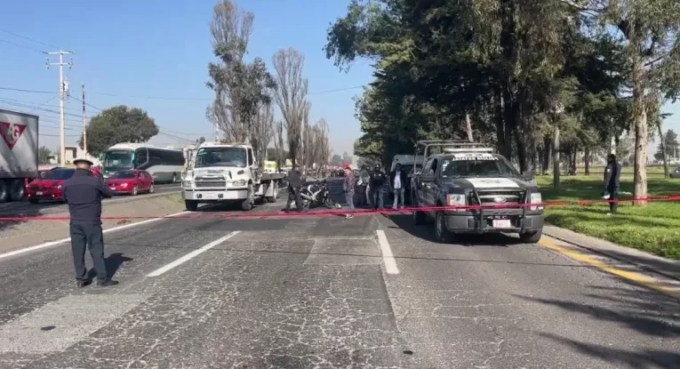 Video. Policía muere tras derrapar su motocicleta en la Toluca – Palmillas