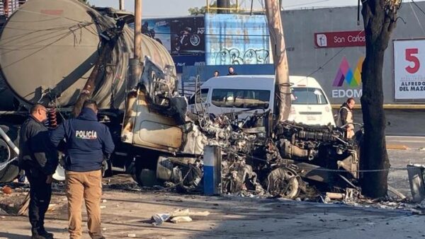 Combi vs. Pipa deja un muerto en Ecatepec