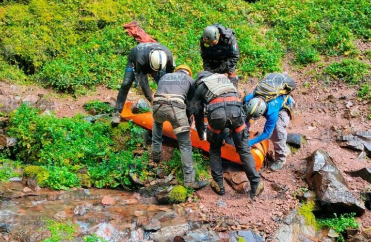 Recuperan el cuerpo de persona en parque ecoturístico de Tlalmanalco