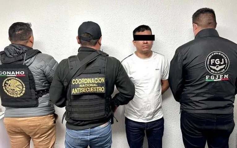 Es capturado lider de organización criminal, relacionado con masacre en bar en Texcoco