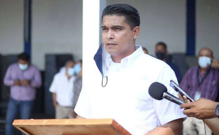 Asesinan al jefe operativo de la Policía Auxiliar Municipal Samuel Buenfil Espinoza: Acapulco