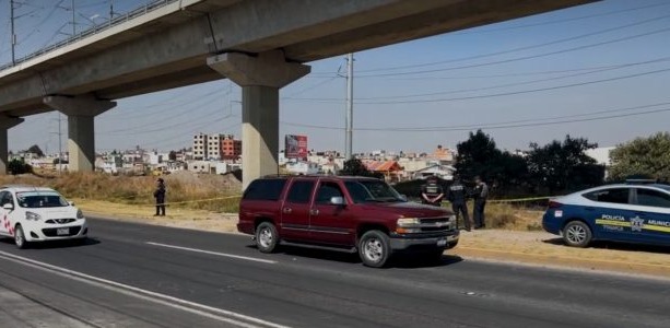 ¡Impactante! Hombre calcinado sobre avenida las Torres en Toluca