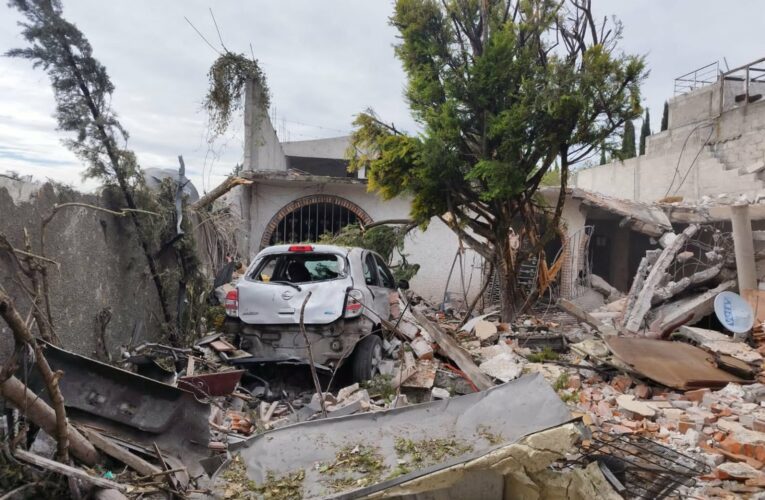 Explosión colapsa vivienda en Panotla, Tlaxcala.