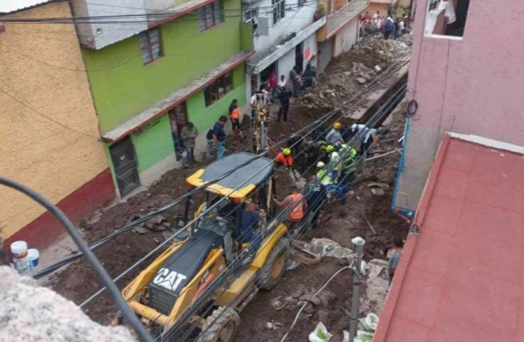 Accidente de drenaje cobra vida en la Alvaro Obregon