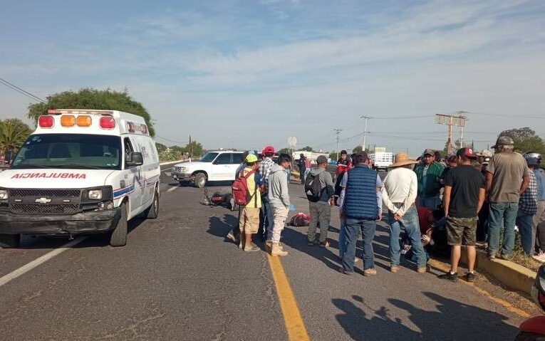 Motociclista muere tras accidentarse en Tasquillo