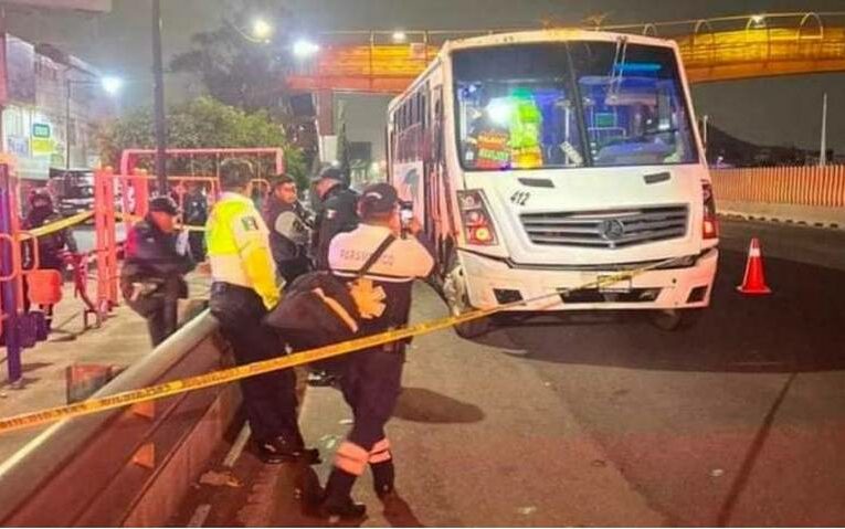 ¡Se resistió a un asalto y le roban la vida! En la autopista México-Puebla