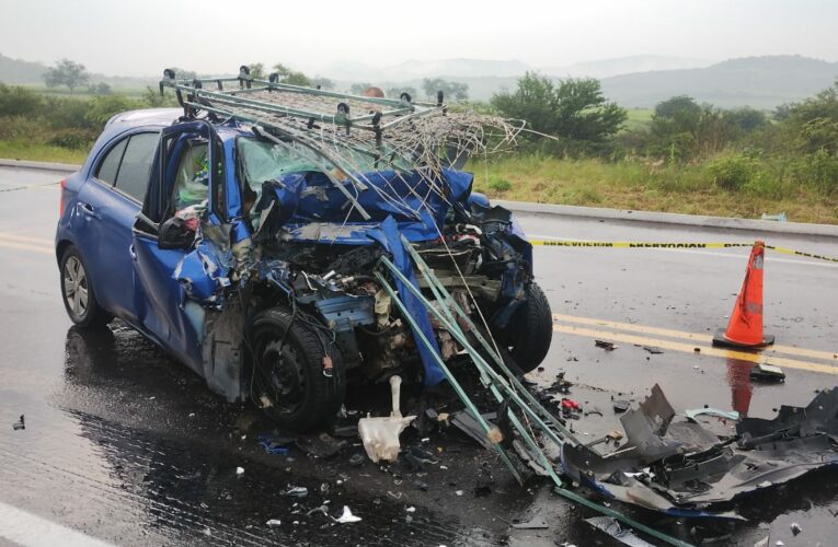 Pista Siglo 21 Cobra la Vida de Dos Personas en Accidente