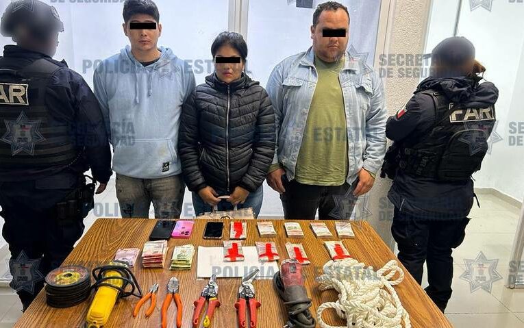 Tres Detenidos por Robo de 500 mil pesos en Mercancía de una Tienda en Edomex