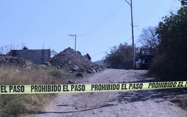 Hallan Cadáveres con Tiro de Gracia y Envueltos en Bolsas en la Chamapa-Lechería: Posible Venganza