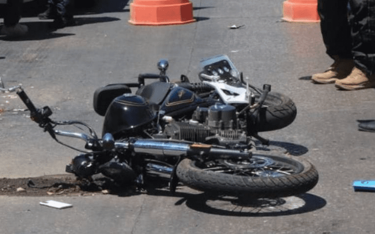 Accidente en Ciudad Satélite Muerte de Pasajera de Bikers