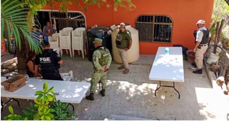 Grupo armado secuestra a 9 personas en Santa Fe Tepetlapa, Guerrero