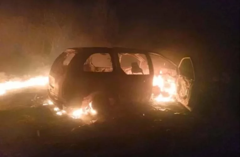 Explosión de vehículo en toma clandestina de Pemex
