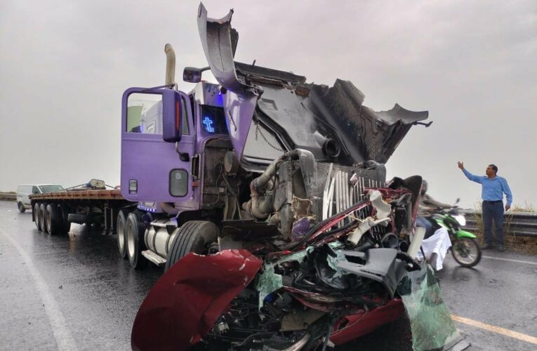 Terrible accidente en Veracruz deja un saldo de cuatro personas muertas