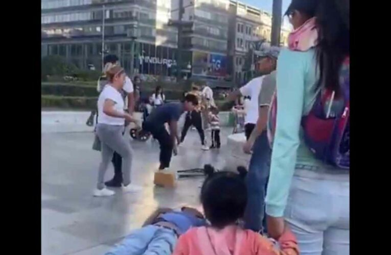 (Video) Hombre recibe terrible golpiza afuera de Bellas Artes