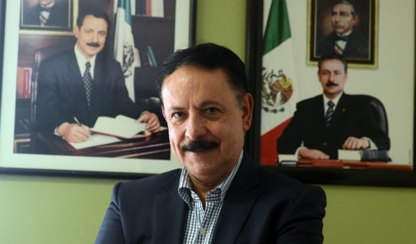 José Luis Duran Reveles candidato del PVEM es atacado en Naucalpan