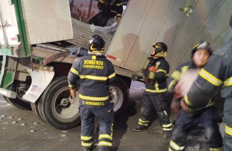 Accidente vehicular en Viaducto Río de la Piedad