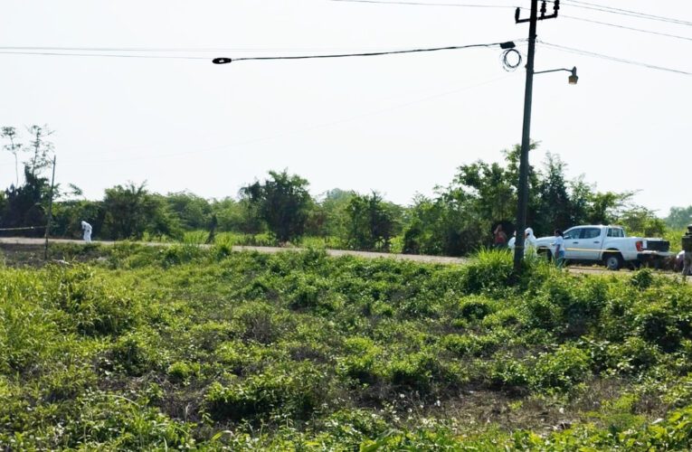 Hallan a una mujer asesinada a balazos en Teapa