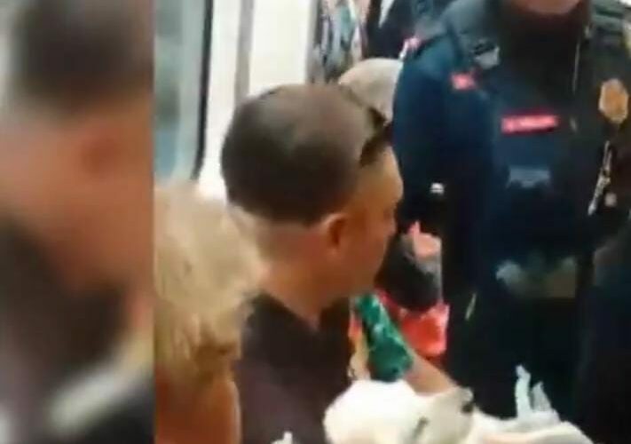 Polémica en el Metro CDMX: bajan a hombre con perrito