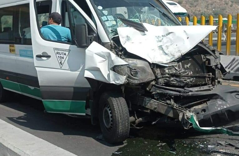 Otro Choque de Transporte Público en la Autopista México-Puebla: Al Menos 20 Personas Resultan Lesionadas