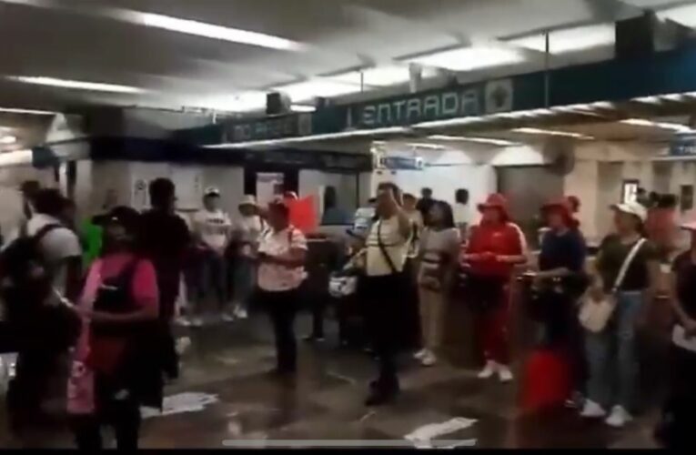 CNTE permite de nuevo acceso gratuito al Metro