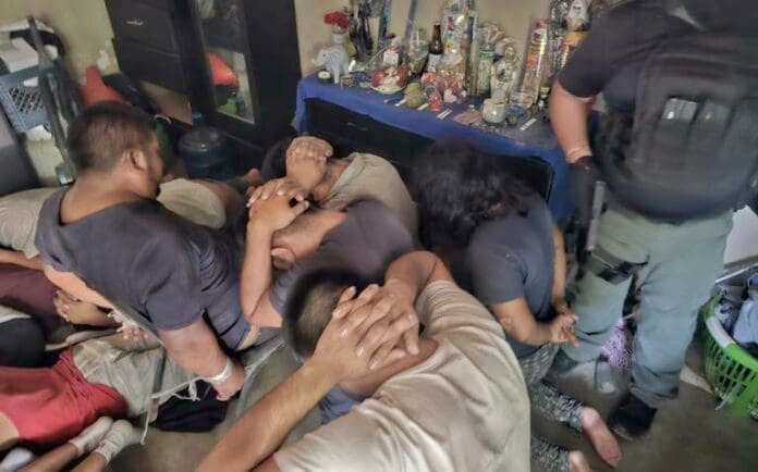 Rescatan a 28 migrantes secuestrados en Ciudad Juárez; hay 9 detenidos
