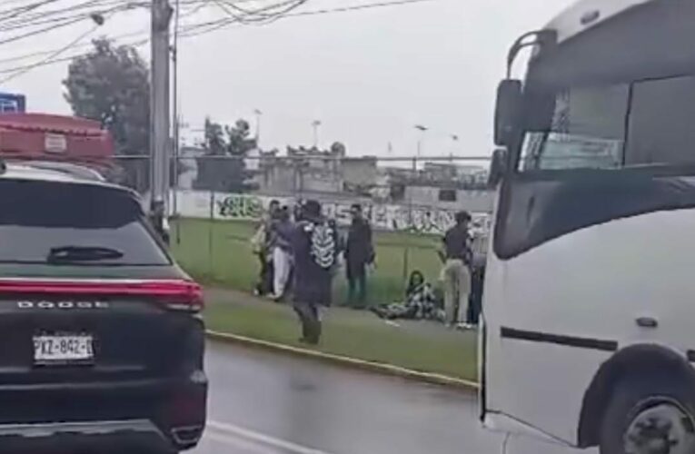 Usuarios en redes reportan accidente entre dos autobuses en Toluca