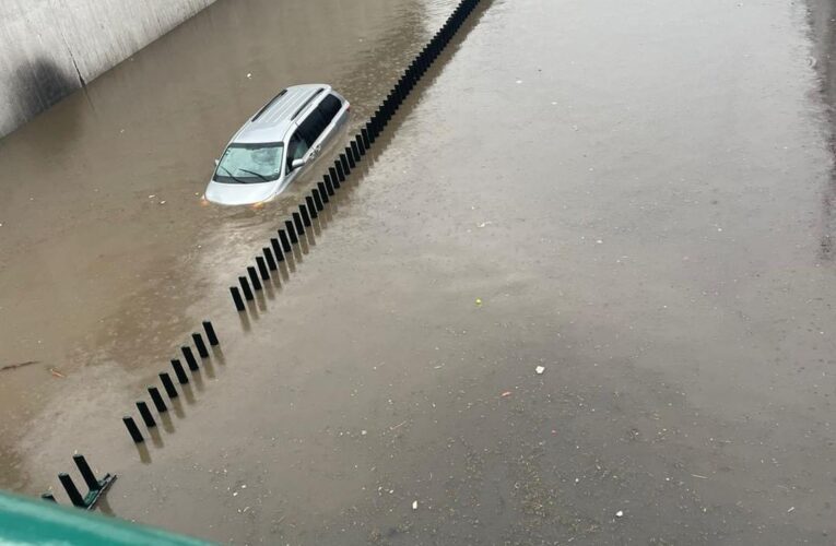 ¡Toluca bajo el agua!, sin importarle nada a la actual administración del alcalde Juan Maccise así es como se encuentra la ciudad, totalmente inundada