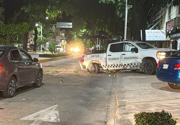 Militares bajo efectos del alcohol protagonizan accidente que deja tres civiles heridos en Tabasco